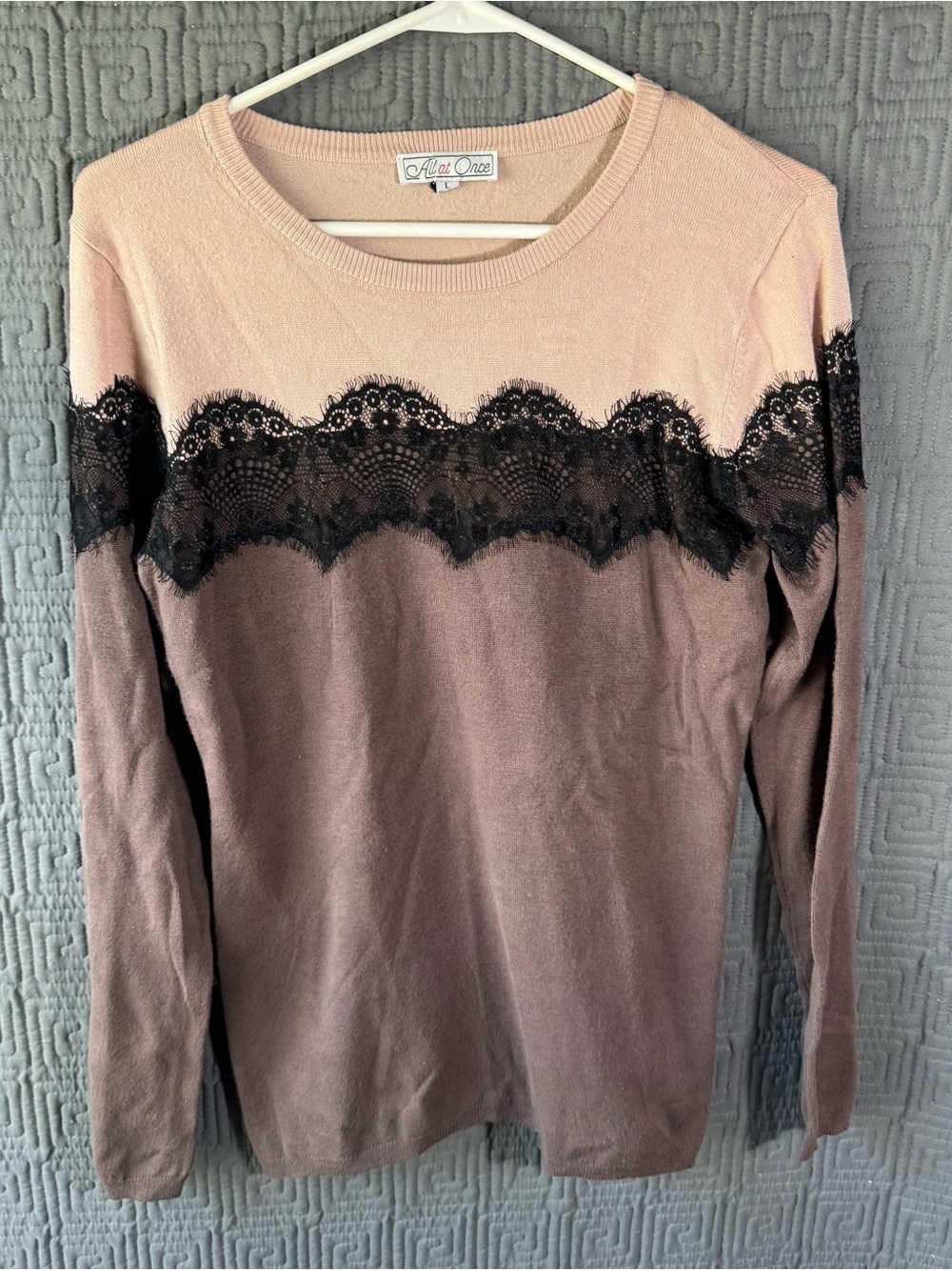 All At Once Pullover Women’s Large Rayon Blend Colorblock Lace